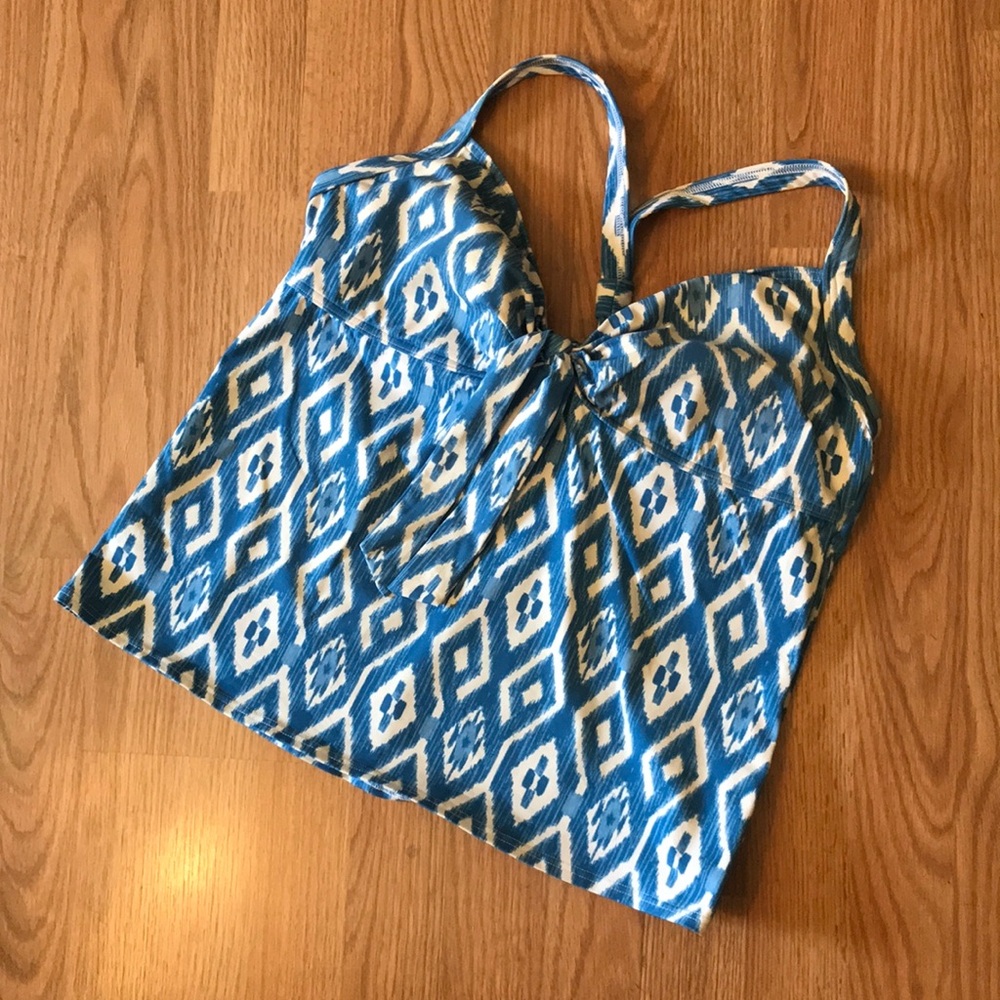 Lands’ End Blue and White Patterned Tankini Swim Top size 16